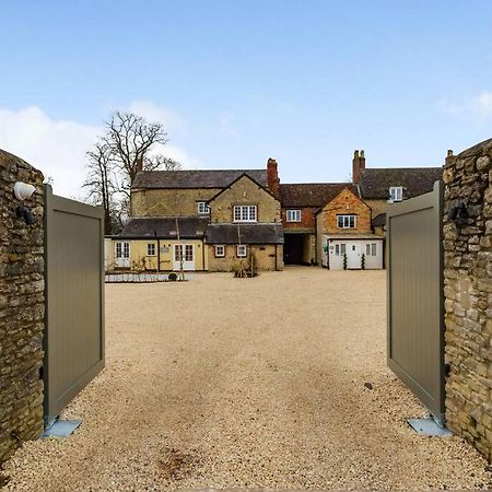 Fox Cottage, Within 5 Min Walk Of Bicester Village Екстер'єр фото