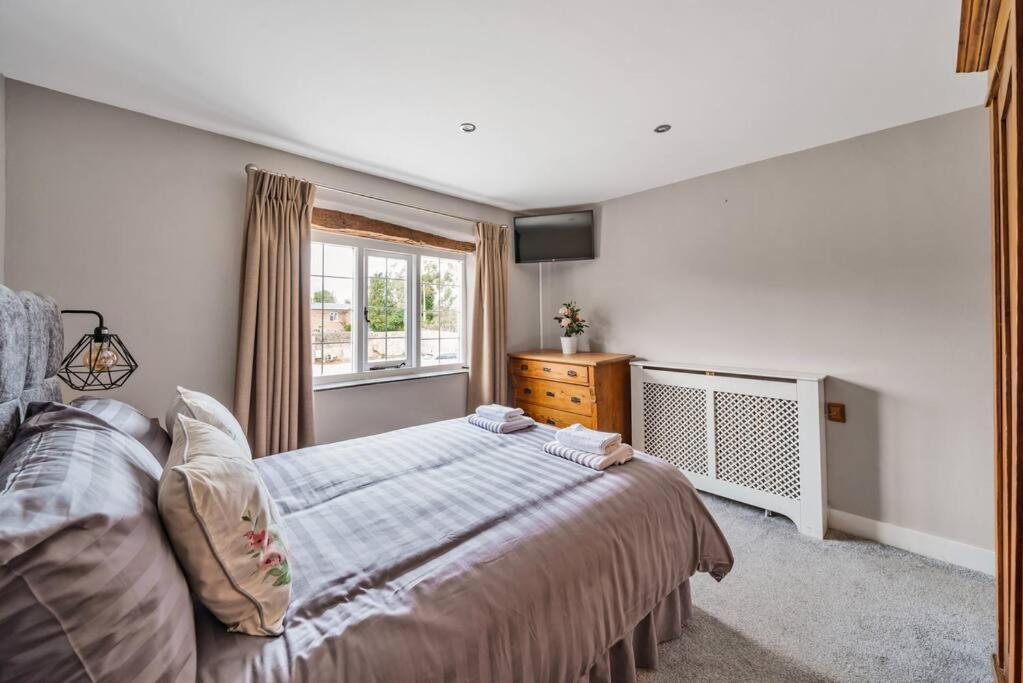 Fox Cottage, Within 5 Min Walk Of Bicester Village Екстер'єр фото