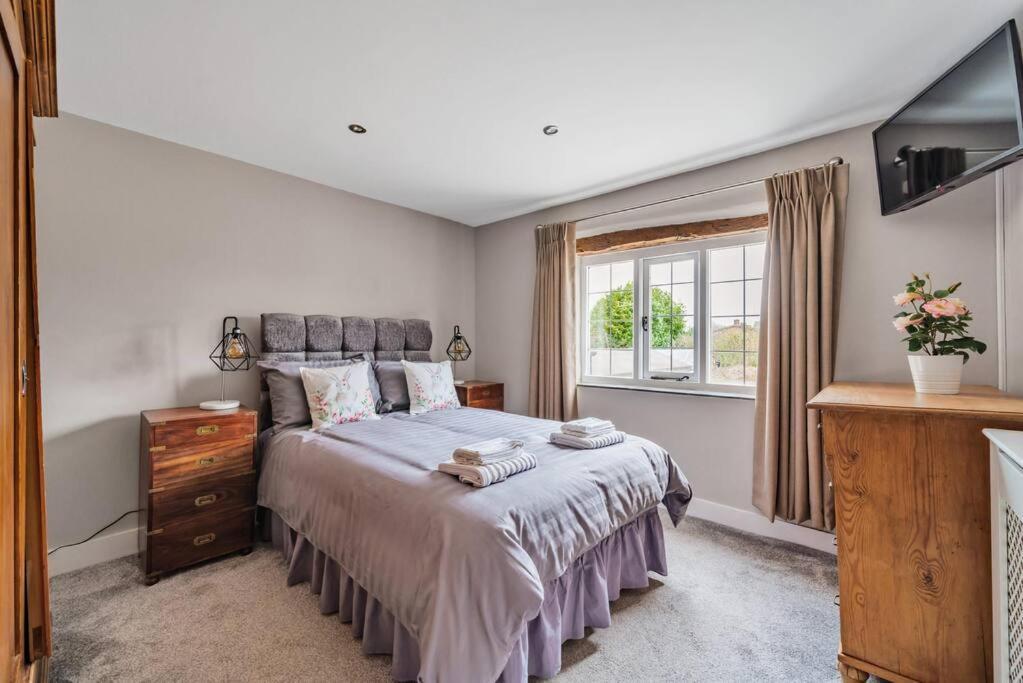 Fox Cottage, Within 5 Min Walk Of Bicester Village Екстер'єр фото